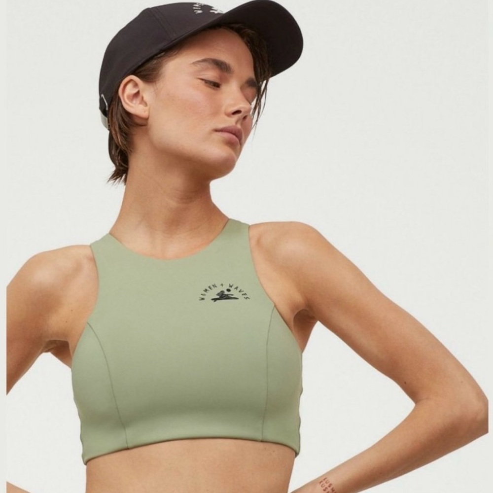 Womans+Waves Athetic Surf Swim Light Green Top